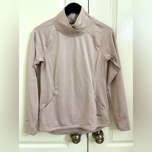 Long sleeve workout too